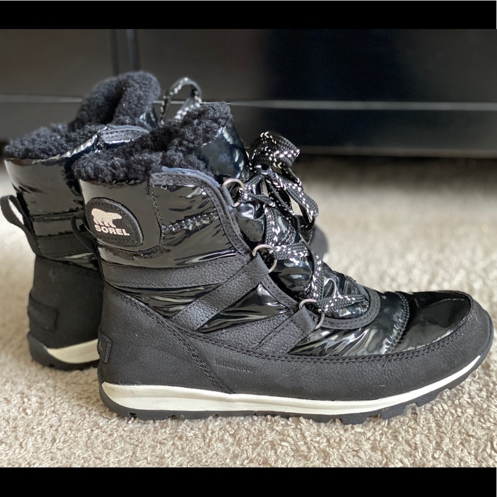 Sorel Whitney Lace Patent Boots